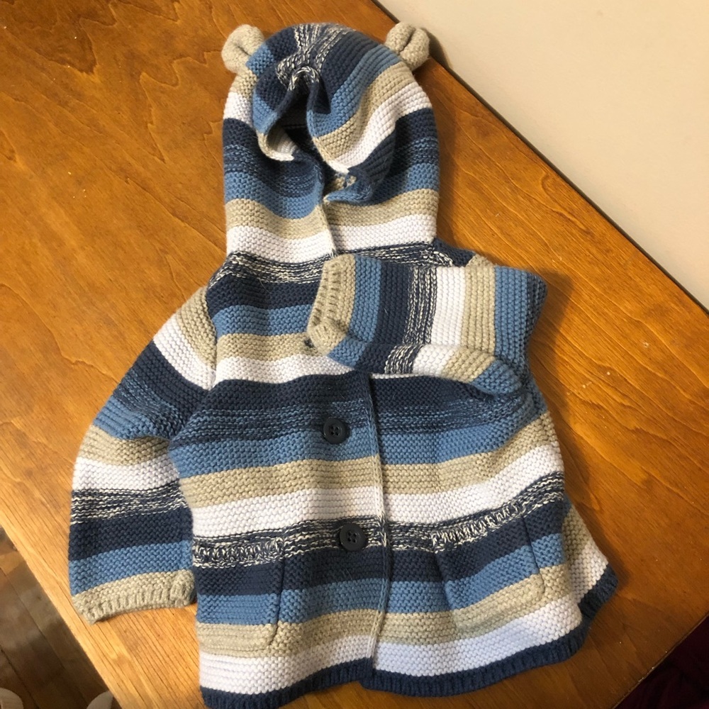 GAP Knit sweater 0-3 mos